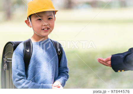 8 years old 97844576