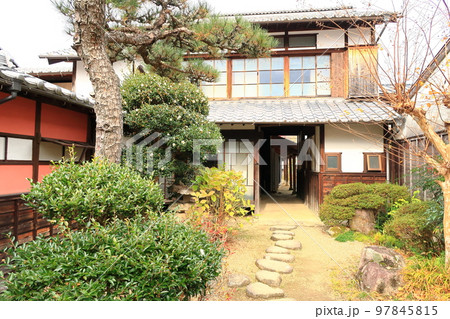 染物屋の土佐屋の景観 97845815