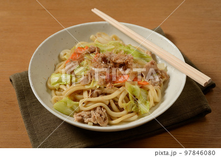 焼うどん 97846080