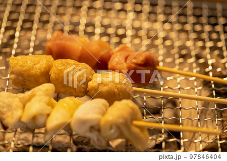 焼鳥　七輪で炭火焼き 97846404