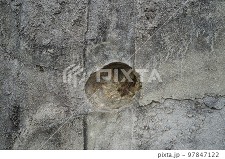 嘉数高台公園の弾痕 97847122