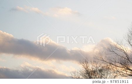 夕暮れの空 夕暮れの空 97851911