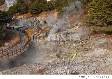 雲仙地獄の遊歩道(お糸地獄、真知子岩、殉教碑方面 雲仙地獄の遊歩道(お糸地獄、真知子岩、殉教碑方面 97854744