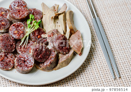 スンデ 豚 豚肉 97856514