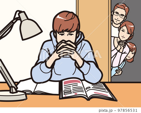 勉強する男子を見守る家族、祈る母 97856531