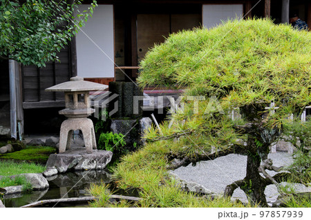 仙厳園　灯籠 97857939