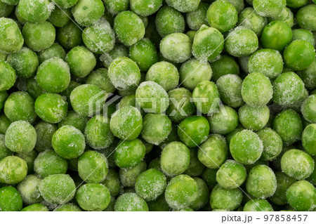 Green frozen peas 97858457