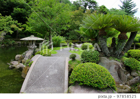 仙厳園の庭園 97858525