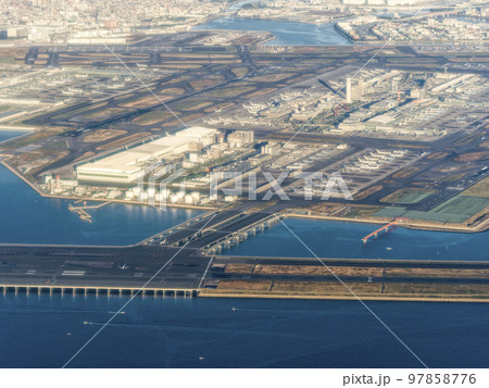 羽田空港 空撮 / Tokyo, Japan 97858776