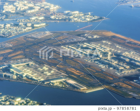 羽田空港 空撮 / Tokyo, Japan 羽田空港 空撮 / Tokyo, Japan 97858781