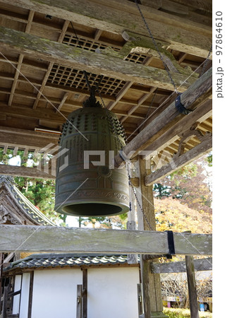 世界遺産中尊寺 釣鐘堂 世界遺産中尊寺 釣鐘堂 97864610