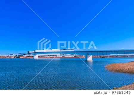 多摩川スカイブリッジ　キングスカイフロント　多摩川　快晴 97865249