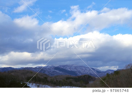 冬の山 97865748