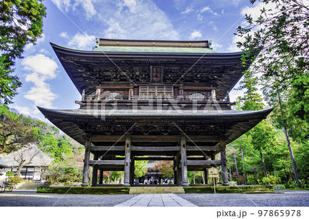 鎌倉市　円覚寺　夏目漱石の「門」ゆかりの三門 97865978