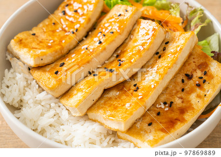 teriyaki tofu rice bowl - vegan food style teriyaki tofu rice bowl - vegan food style 97869889