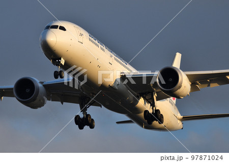 日本航空 (JAL) の旅客機 B787-9 日本航空 (JAL) の旅客機 B787-9 97871024