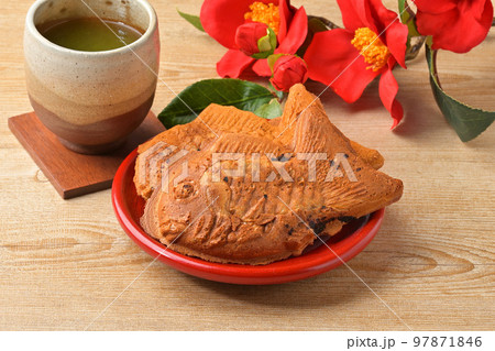 和菓子のタイ焼き、タイヤキ、鯛焼き。 97871846