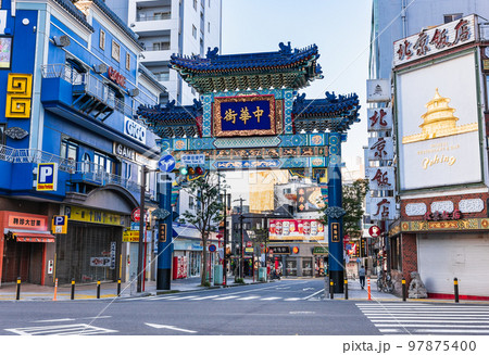 横浜中華街　朝陽門 97875400