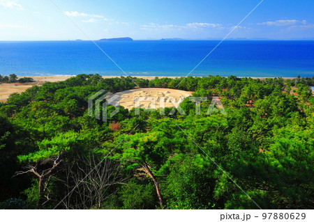【香川県】晴天の銭形砂絵 【香川県】晴天の銭形砂絵 97880629