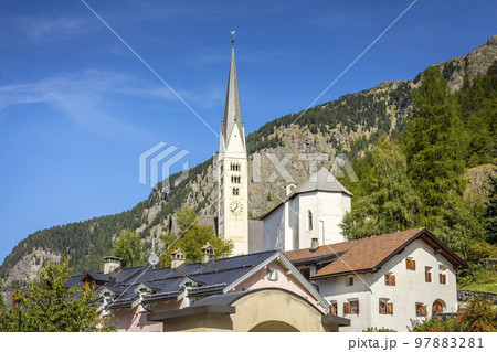 Idyllic landscape of Zernez village, Engadine, Swiss Alps, Switzerland 97883281