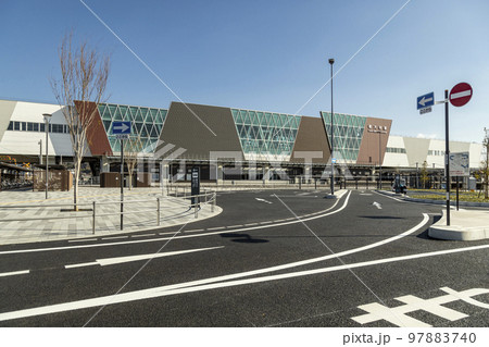 JR新大村駅西口（さざなみ口）【長崎県大村市】 97883740