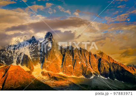 Mont Blanc massif idyllic alpine landscape at sunrise, Chamonix, French Alps 97883971