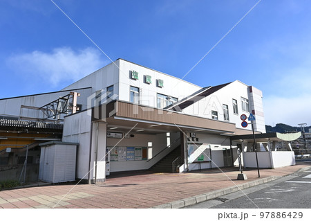 在来線中央本線・塩尻駅の西口 在来線中央本線・塩尻駅の西口 97886429