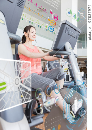 フィットネスジム スポーツジム バイク 自転車 女性 フィットネスジム スポーツジム バイク 自転車 女性 97887974