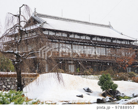 前橋　雪の臨江閣（別館） 97888957