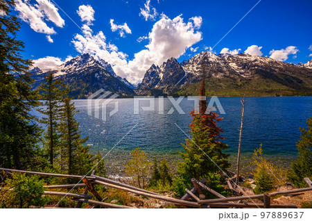 Jenny Lake and Grand Teton Mountains in Wyoming, USA 97889637