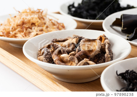 乾物（干し椎茸） 97890238