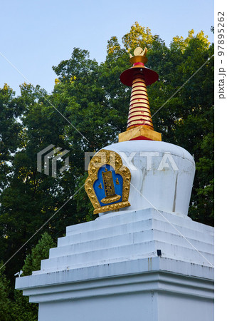 Chorten Buddhist shrine in midwest America 97895262