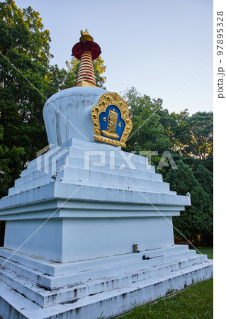 Chorten statue shrine in forest of midwest America 97895328