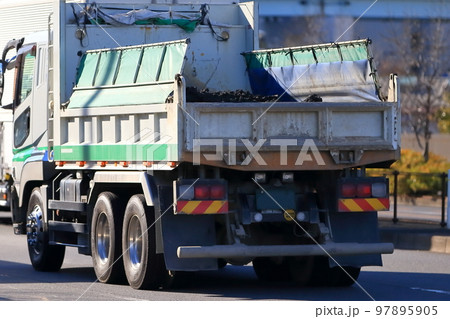 ダンプトラック　イメージ 97895905