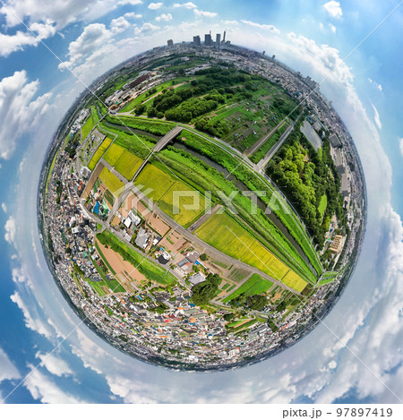 空撮　360度カメラで撮影した見沼田んぼ 97897419