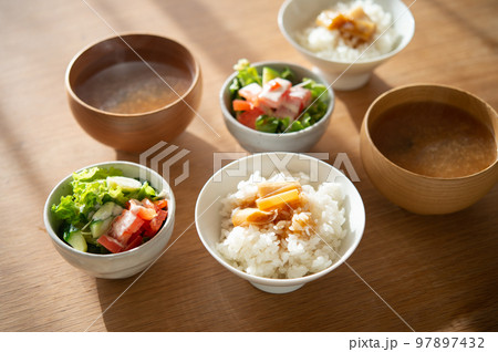 煮こごり朝食 97897432
