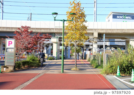 新鎌ケ谷駅南北自由通路等整備完了2022年10月　北総鉄道・新京成電鉄・東武鉄道の駅 千葉県鎌ケ谷市 97897920
