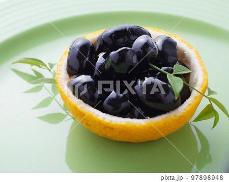 黒豆　お節イメージ　 97898948