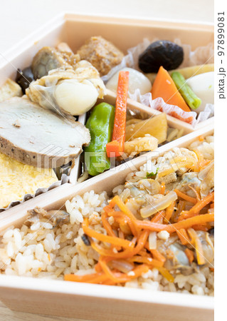 美味しいアサリご飯弁当 美味しいアサリご飯弁当 97899081