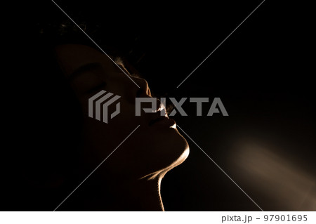 in his twenties  97901695