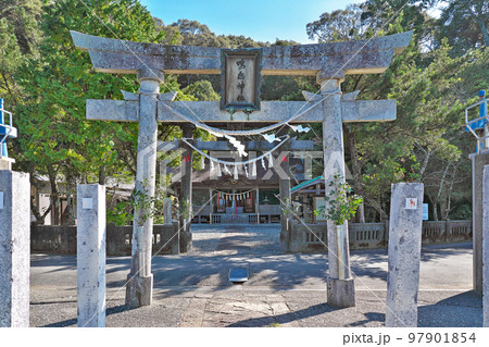 【鳴無神社】 高知県須崎市浦ノ内鳴無 97901854
