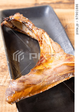 まぐろのかま 97901886