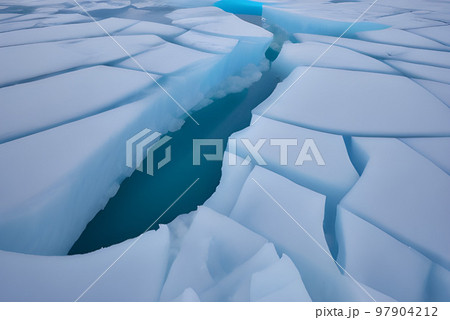 北極の海氷 97904212