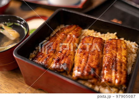 美味しそうなうな重 97905087