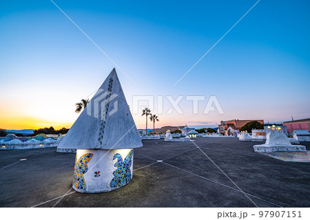 冬休みのスペイン村_夕暮れ時 冬休みのスペイン村_夕暮れ時 97907151