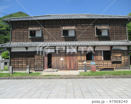 熊本県宇城市の世界遺産、三角西港の歴史ある回漕問屋「旧高田回漕店」 97908240