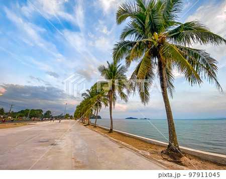 når som helst byrde sæt Pak Bara Beach in Satun, Thailandの写真素材 [97911045] - PIXTA