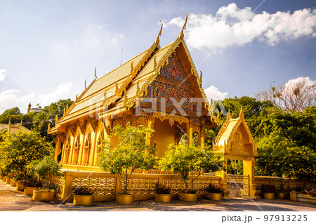 Wat Phra Prang Muni in Sing Buri province, Thailand Wat Phra Prang Muni in Sing Buri province, Thailand 97913225