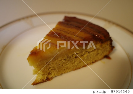 バナナキャラメルケーキ 97914549