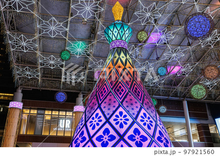 アミュプラザ鹿児島　イルミネーション　光の塔　 97921560